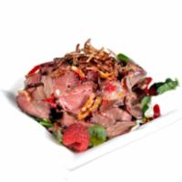 Fabio Pompanin - Ristorante Al Camin - Cortina D’Ampezzo - Belluno “Carpaccio di cervo leggermente affumicato con dressing al lampone e cipolla croccante”